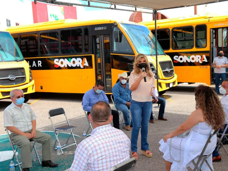 Beneficia CPA a estudiantes