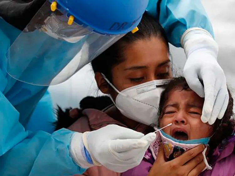 Causa movilidad contagios en niños