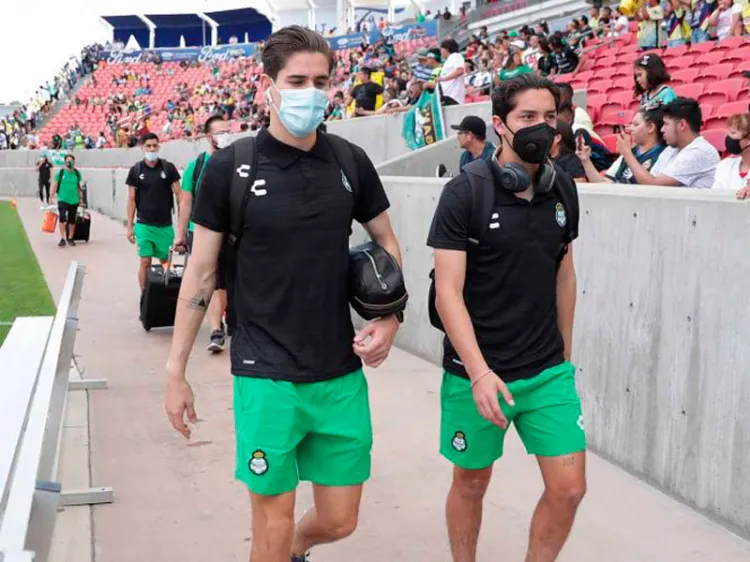 Mexicano a Europa: Santiago Muñoz al Newcastle