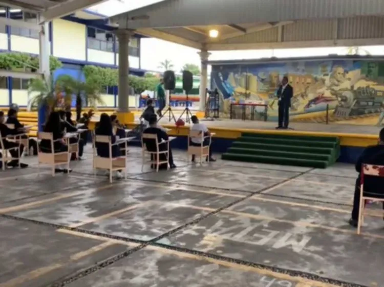 Detectan caso de covid en secundaria de Morelos y suspenden clases presenciales