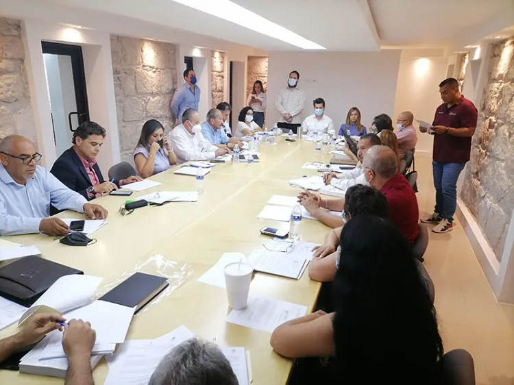 Develarán estatua del boxeador Óscar Valdez