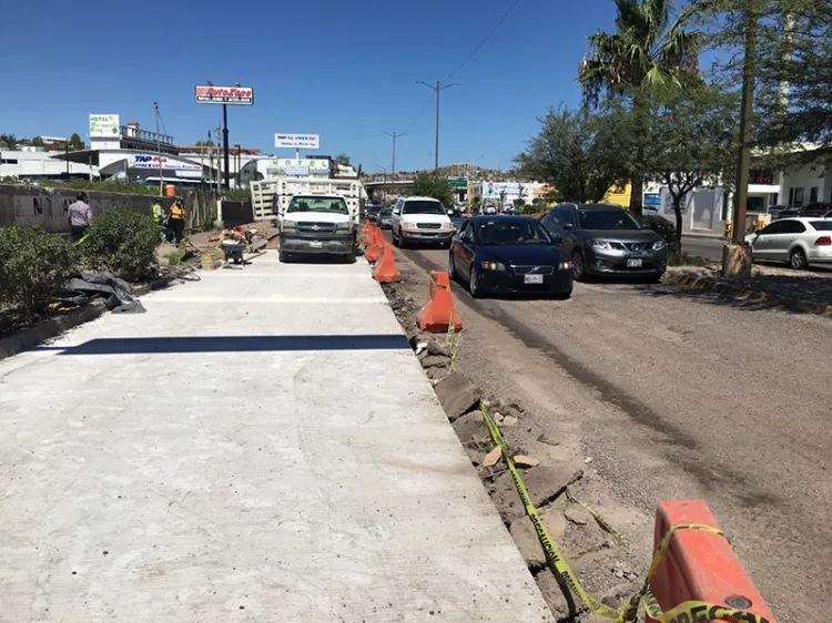 Rehabilitan varias calles