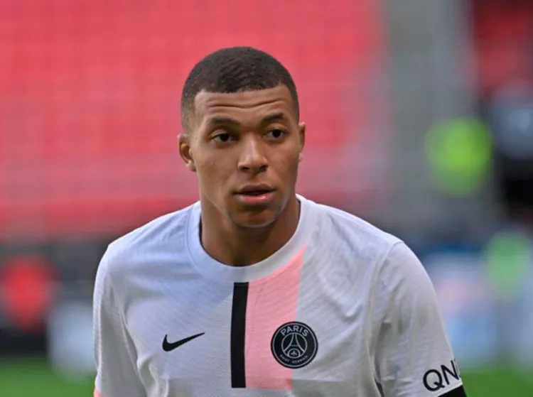 Florentino espera concretar el fichaje de Mbappé en enero