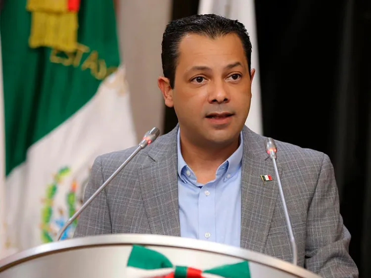 Buscan por poner orden a vehículos irregulares