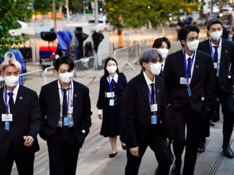 BTS recauda millones de dólares en campaña con UNICEF