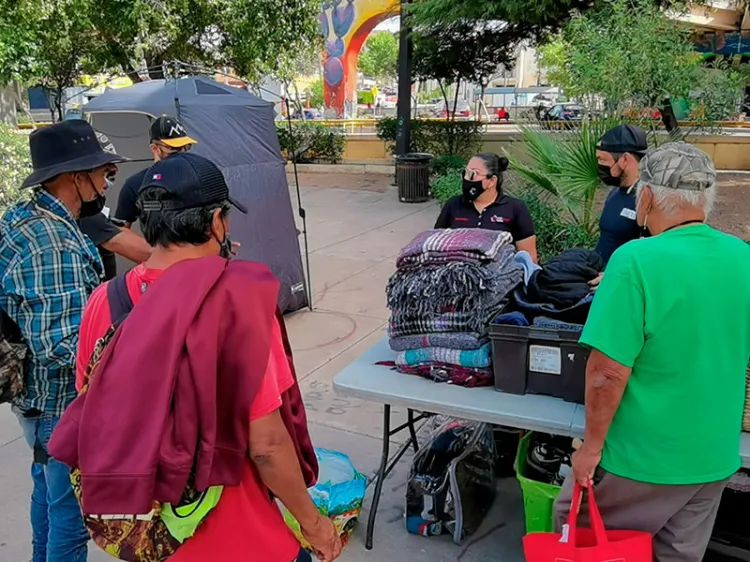 Vivir en la calle En Nogales se tiene contabilizadas a 140 personas, en su mayoría hombres, que no tienen un hogar fijo y permanecen en la vía pública