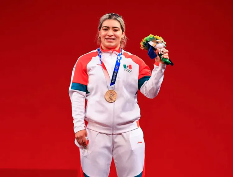 Aremi Fuentes exhorta a chiapanecos a vacunarse contra covid-19