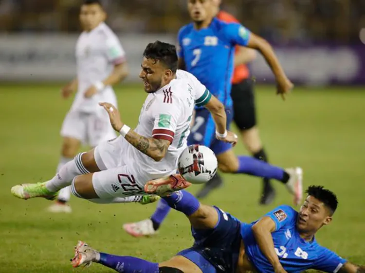 Alexis Vega es duda con Chivas