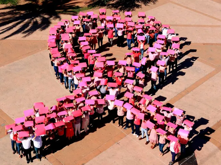 Llaman a personal de Isssteson apoyar la lucha contra el Cáncer de Mama