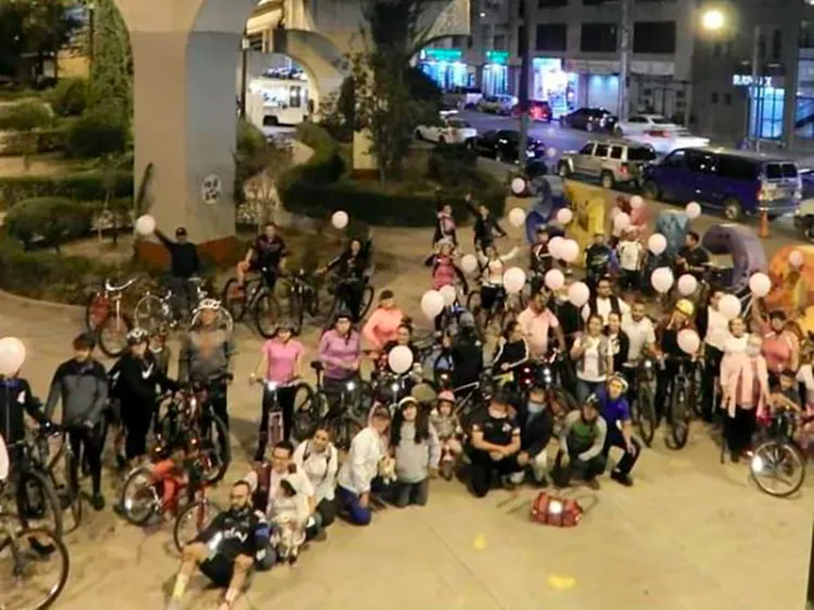 Ciclistas se suman a Rodada Rosa contra cáncer de mama