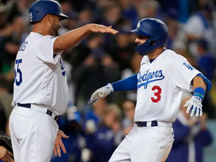 Dodgers siguen con vida en la Serie de Campeonato