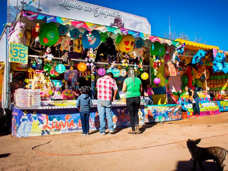 Comerciantes se preparan para la “Feria del Hueso”