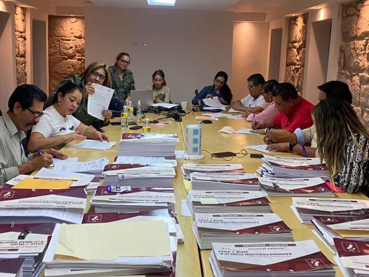 Señala regidora fallas en Cabildo