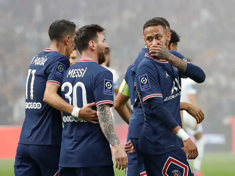 Pochettino tuvo problemas con Neymar y Mbappé por Messi