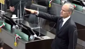 Protesta Jorge Luis Moreno como magistrado del STJ