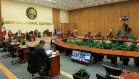 INE aclara presupuestos 2019 y 2022 ante críticas de legisladores