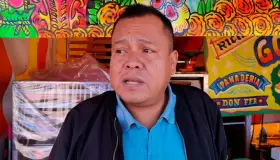 Animan buenas ventas a comerciantes en panteones