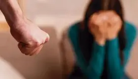 Sufren mujeres violencia en el hogar