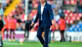 Guillermo Almada deja de ser técnico de Santos Laguna