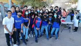 Realizan taquiza en apoyo a atletas del equipo ‘Spikes’