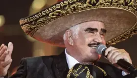 Vicente Fernández regresa a terapia intensiva a casi cuatro meses de ser hospitalizado