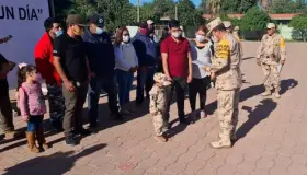 Realizan ceremonia Soldado por un Día