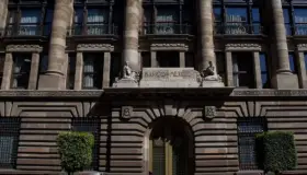 Banxico sube a 5.50% tasa de interés