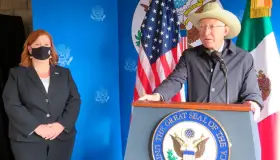 Visita Nogales embajador de EU