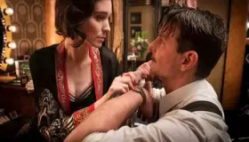 &#039;Nightmare Alley&#039; de Guillermo del Toro, una macabra fábula de carnaval