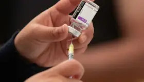 ¿Habrá vacunación para niños? La próxima semana se define