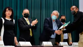 Reconocen a personal de la FGJE por valor y excelencia