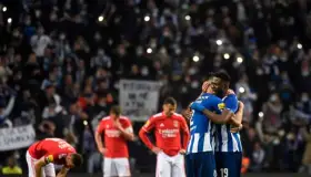 ‘Tecatito’ Corona presente en victoria del Porto