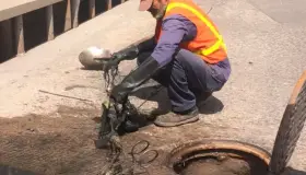 Exhorta a Oomapas a no arrojar grasa a drenaje