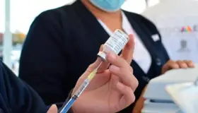 ¿Tienes 40 años o más? Abren registro para recibir refuerzo de la vacuna contra covid-19