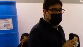 Apoya asociación Heart for kids con sanitizante