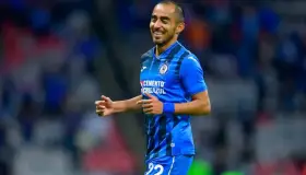 Aplauden la renovación en Cruz Azul