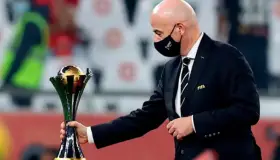 La FIFA limitará los traspasos