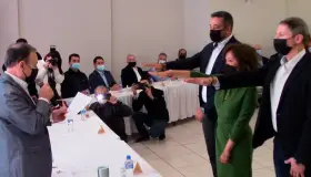 Protesta María Elena Gallegos al frente del Consejo Empresarial