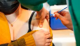 Vacunarán a personal educativo que no se aplicó dosis de refuerzo