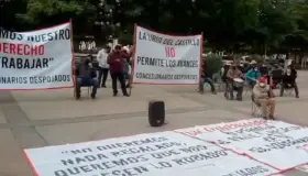 Mantienen manifestación concesionarios de transporte