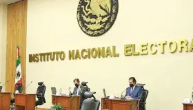 El INE le baja propaganda a gobernadores; otorga medida cautelar al PAN
