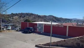 Reconectan electricidad en primaria