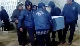 Llegan a Oaxaca cuerpos de indígenas asesinados en Arizona