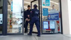 Agrede ex empleada a jefa; le reclama su finiquito