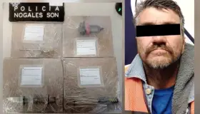 Intenta despojar auto a mujer; lo detiene la policía