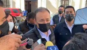 Decisión de eliminar cubrebocas es de autoridades de salud