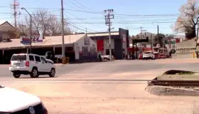 Hace falta semáforo frente a escuela Vicenta Ocaranza