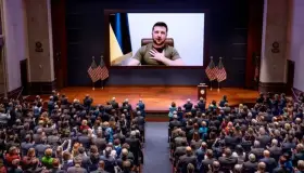 Clama Zelensky a EU por ayuda; evoca Pearl Harbor y el 11S