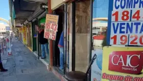 Esperan comerciantes mejore situación con semáforo verde