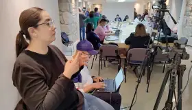 Abona a la inclusión traducción a señas en actos de gobierno